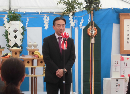 挨拶される髙橋 横手市長